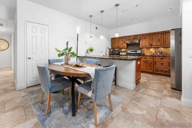 12366 Carmel Country Rd 207, San Diego, CA 92130