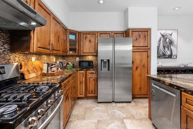 12366 Carmel Country Rd 207, San Diego, CA 92130