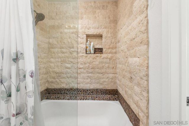 12366 Carmel Country Rd 207, San Diego, CA 92130