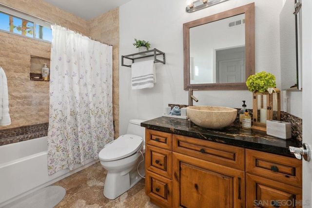 12366 Carmel Country Rd 207, San Diego, CA 92130