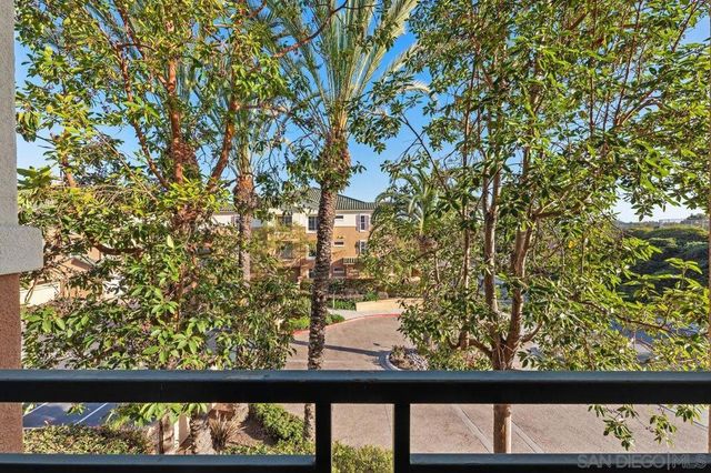 12366 Carmel Country Rd 207, San Diego, CA 92130