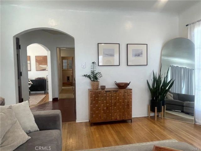 4586 Sunnyside Drive, Riverside, CA 92506