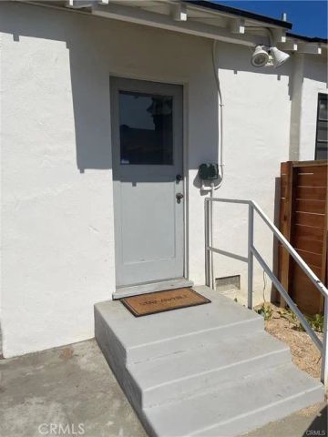 4586 Sunnyside Drive, Riverside, CA 92506