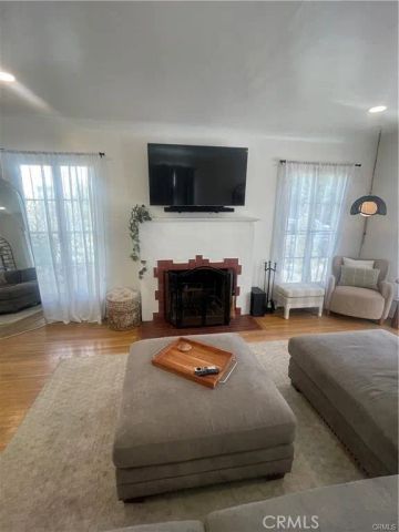 4586 Sunnyside Drive, Riverside, CA 92506