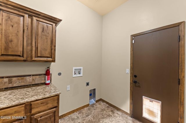 3005 Agua Ladoso Avenue, Las Cruces, NM 88012