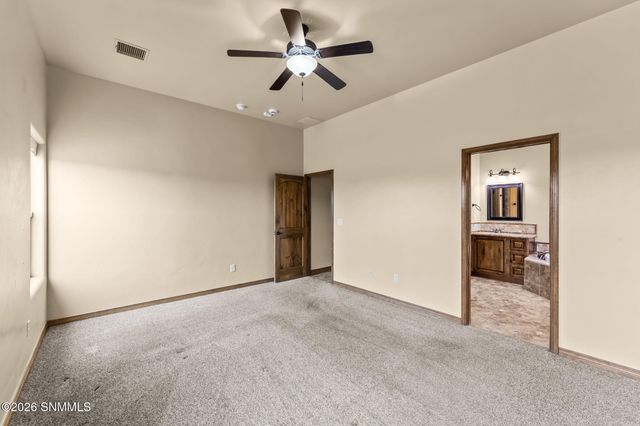 3005 Agua Ladoso Avenue, Las Cruces, NM 88012