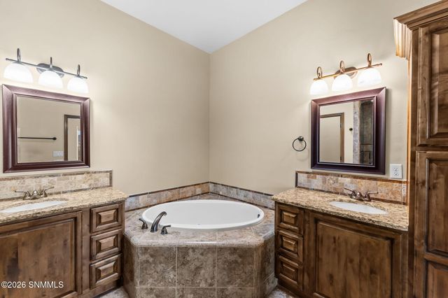 3005 Agua Ladoso Avenue, Las Cruces, NM 88012