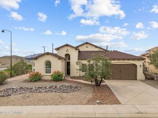 3005 Agua Ladoso Avenue, Las Cruces, NM 88012