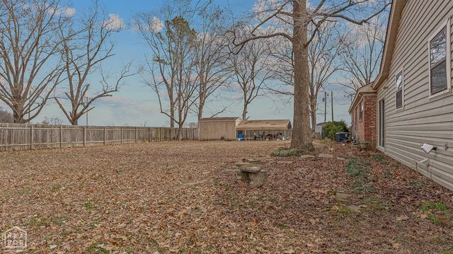 156 E Park Lane, Burdette, AR 72321