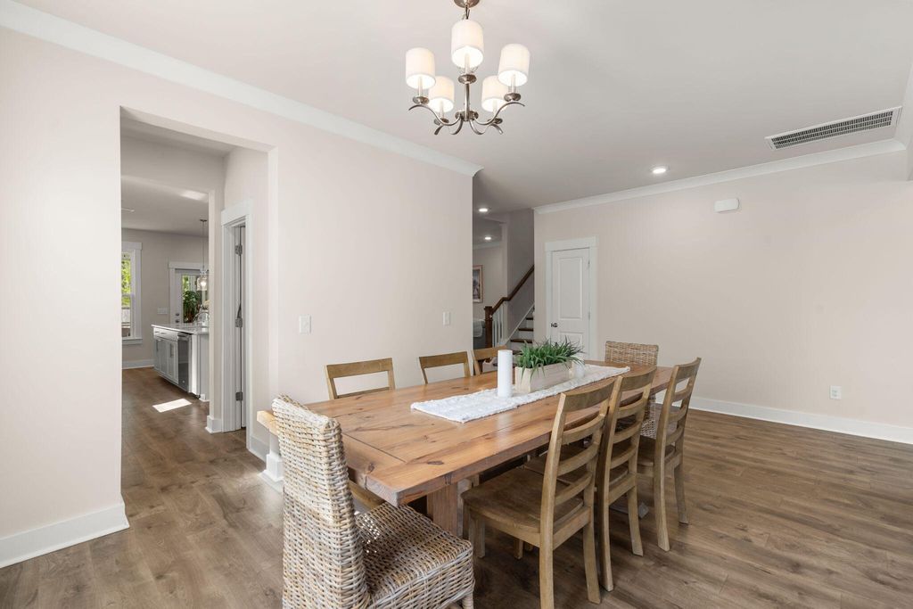 Image 11 of property listing at 130 Wappoo Trace Lane, Summerville, SC 29486