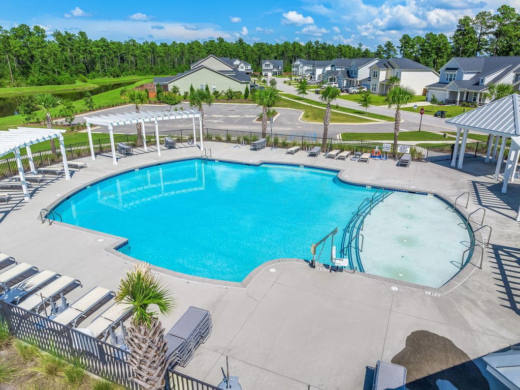 Image 46 of property listing at 130 Wappoo Trace Lane, Summerville, SC 29486