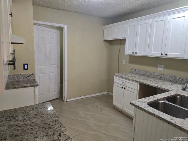 9462 Brushy Point, San Antonio, TX 78250