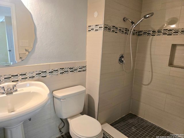 9462 Brushy Point, San Antonio, TX 78250