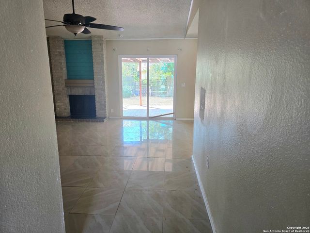 9462 Brushy Point, San Antonio, TX 78250