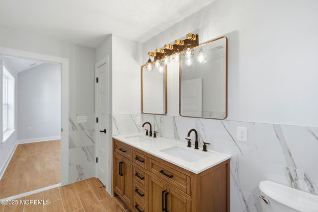 421 Roland Avenue, Bayville, NJ 08721