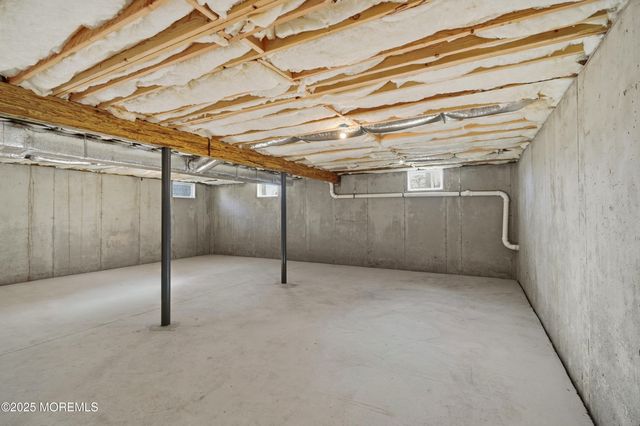 421 Roland Avenue, Bayville, NJ 08721