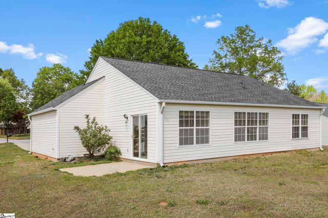 7 Three Coins Court, Fountain Inn, SC 29644