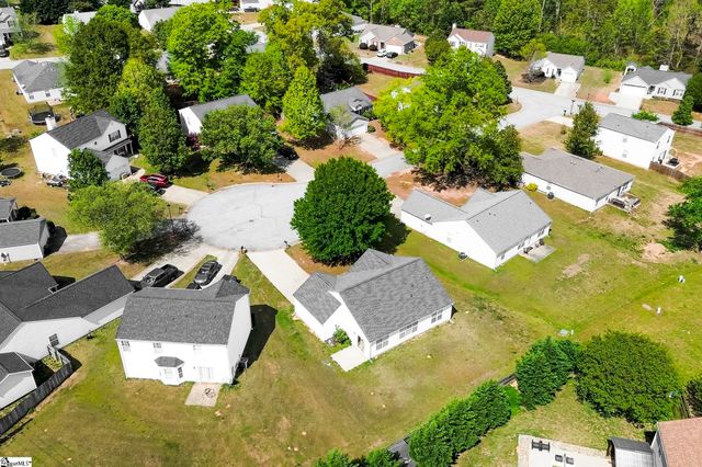 7 Three Coins Court, Fountain Inn, SC 29644