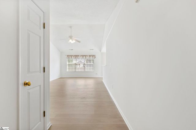 7 Three Coins Court, Fountain Inn, SC 29644