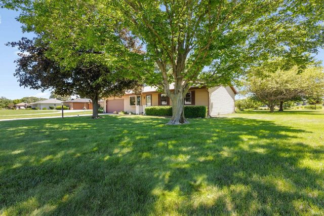 57302 Peggy Drive, South Bend, IN 46619