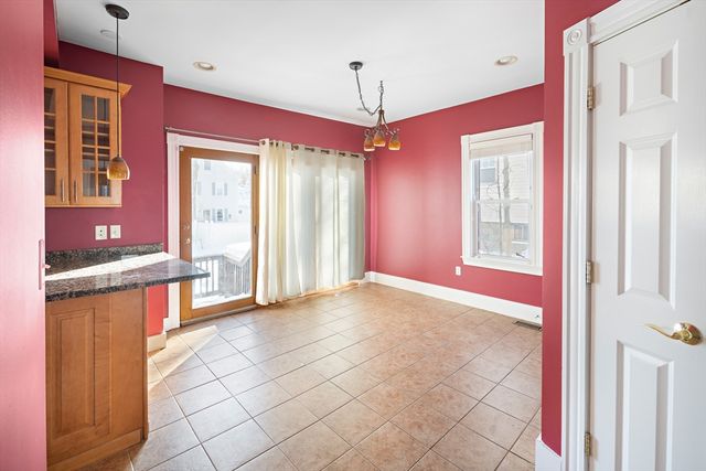 6 Porter St. 6, Woburn, MA 01801