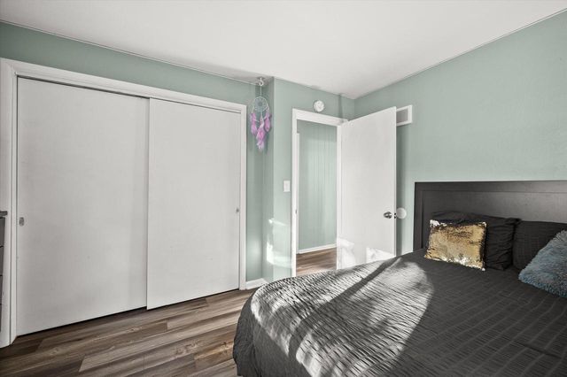 5817 S Quality AVENUE, Cudahy, WI 53110