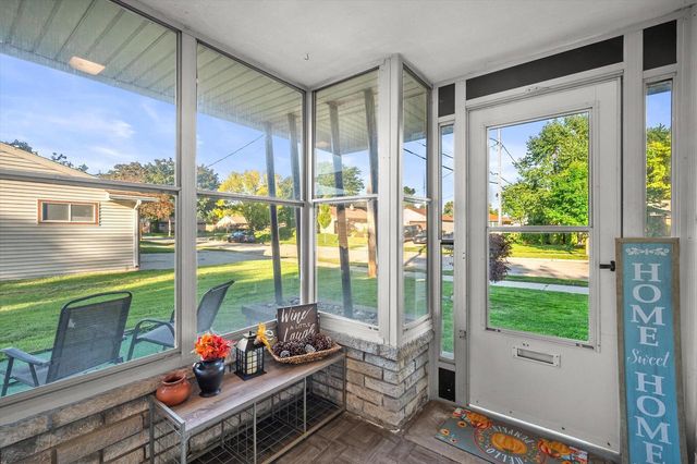 5817 S Quality AVENUE, Cudahy, WI 53110