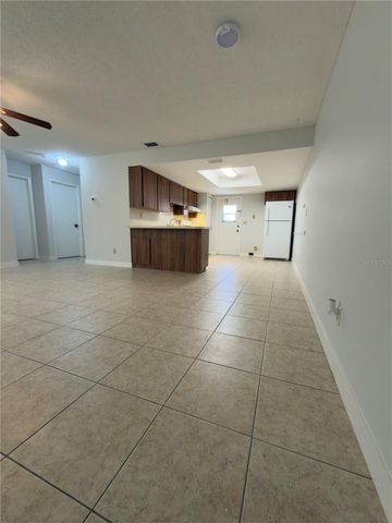 7746 62ND STREET N B, Pinellas Park, FL 33781