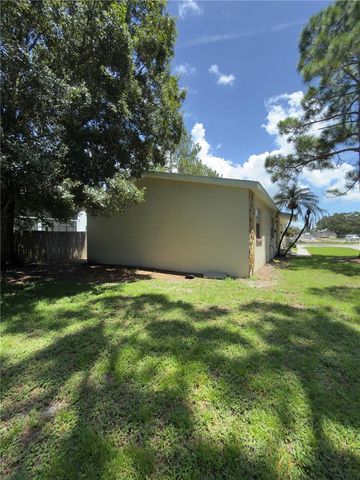 7746 62ND STREET N B, Pinellas Park, FL 33781