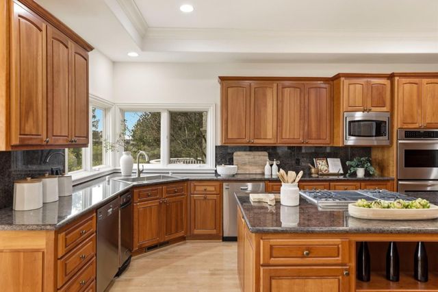 140 Tobin Clark Drive, Hillsborough, CA 94010