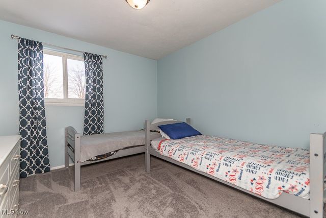 7634 Pinehurst Drive, Mentor On The Lake, OH 44060