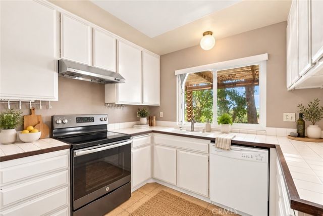 16211 Sierra Ridge, Hacienda Heights, CA 91745