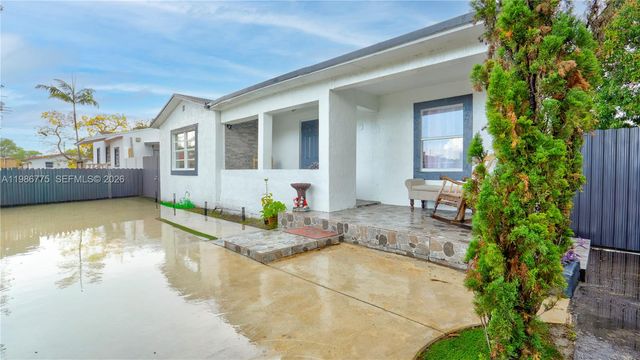 10529 NW 35th Ave, Miami, FL 33147