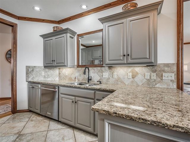 3048 Garden Vista, Edmond, OK 73034