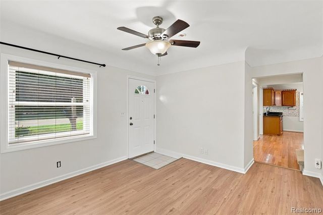 8251 Mcclellan Street, Utica, MI 48317