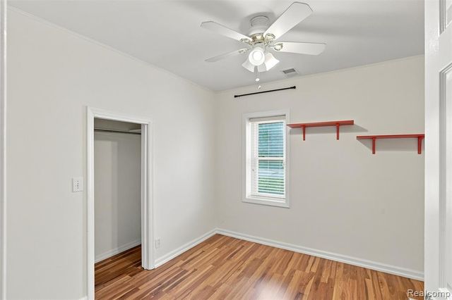 8251 Mcclellan Street, Utica, MI 48317