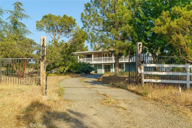 38080 Ribbonwood Lane, Mountain Center, CA 92561