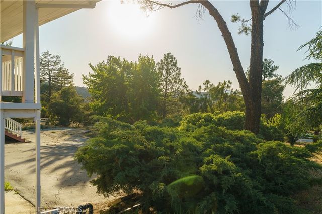 38080 Ribbonwood Lane, Mountain Center, CA 92561