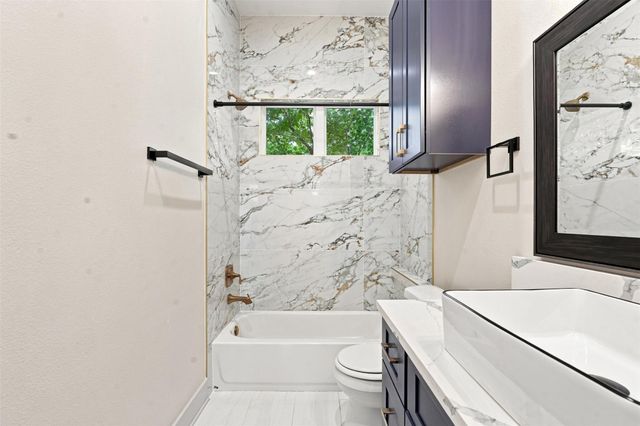 2218 South Street, Houston, TX 77009