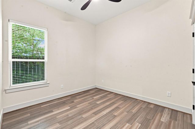 2218 South Street, Houston, TX 77009