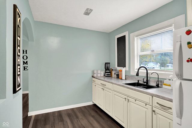 255 E Thompson Road, Indianapolis, IN 46227