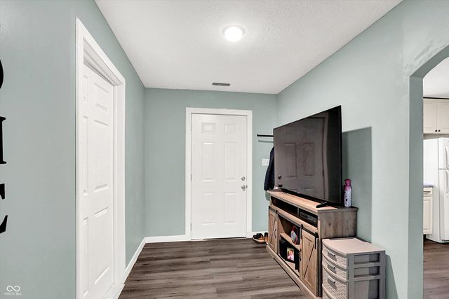 255 E Thompson Road, Indianapolis, IN 46227