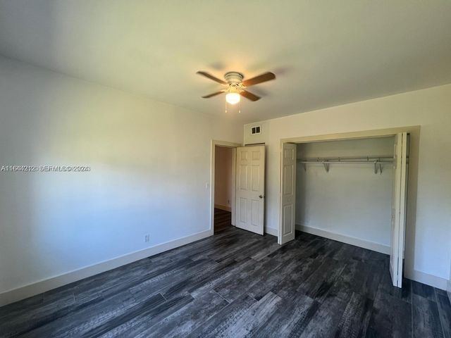 2500 NE 192nd Street, Miami, FL 33180