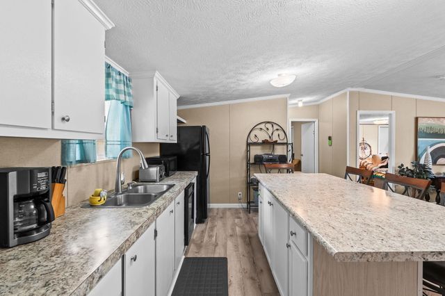 1617 Crystal Lake Dr., Myrtle Beach, SC 29575