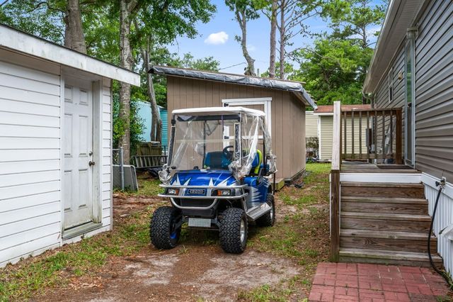 1617 Crystal Lake Dr., Myrtle Beach, SC 29575