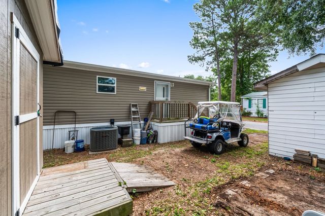 1617 Crystal Lake Dr., Myrtle Beach, SC 29575