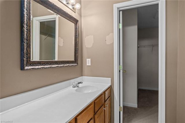 4143 Tarrant Trace Circle, High Point, NC 27265