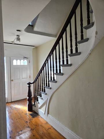 452 Manchester Street, Manchester, NH 03103