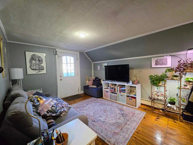 452 Manchester Street, Manchester, NH 03103