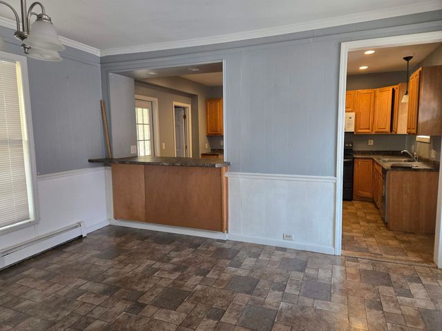 452 Manchester Street, Manchester, NH 03103